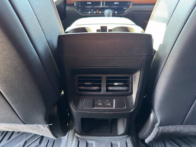 Certified 2024 GMC Canyon AT4 AWD/4WD image 9
