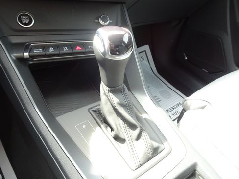 Used 2022 Audi Q3 2.0T Premium Plus image 13