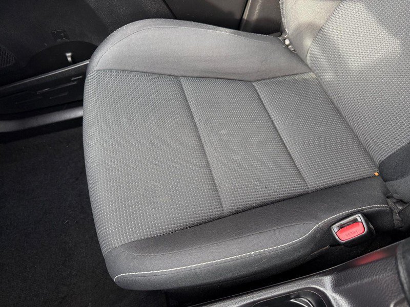 Used 2018 Toyota RAV4 XLE AWD/4WD image 26