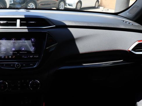 Used 2022 Chevrolet TrailBlazer RS w/ Technology Package FWD image 44