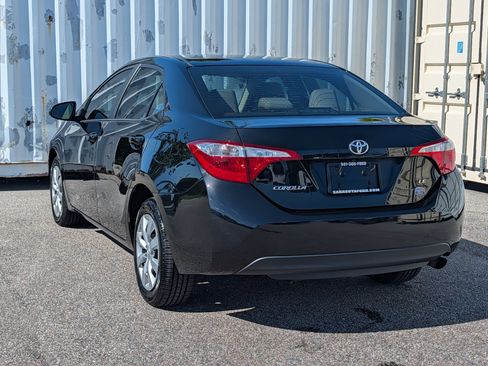 Used 2016 Toyota Corolla LE FWD image 7