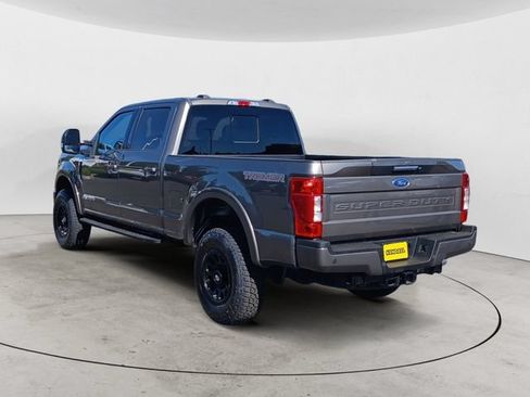 Certified 2022 Ford F250 Lariat w/ Tremor Off-Road Package AWD/4WD image 3