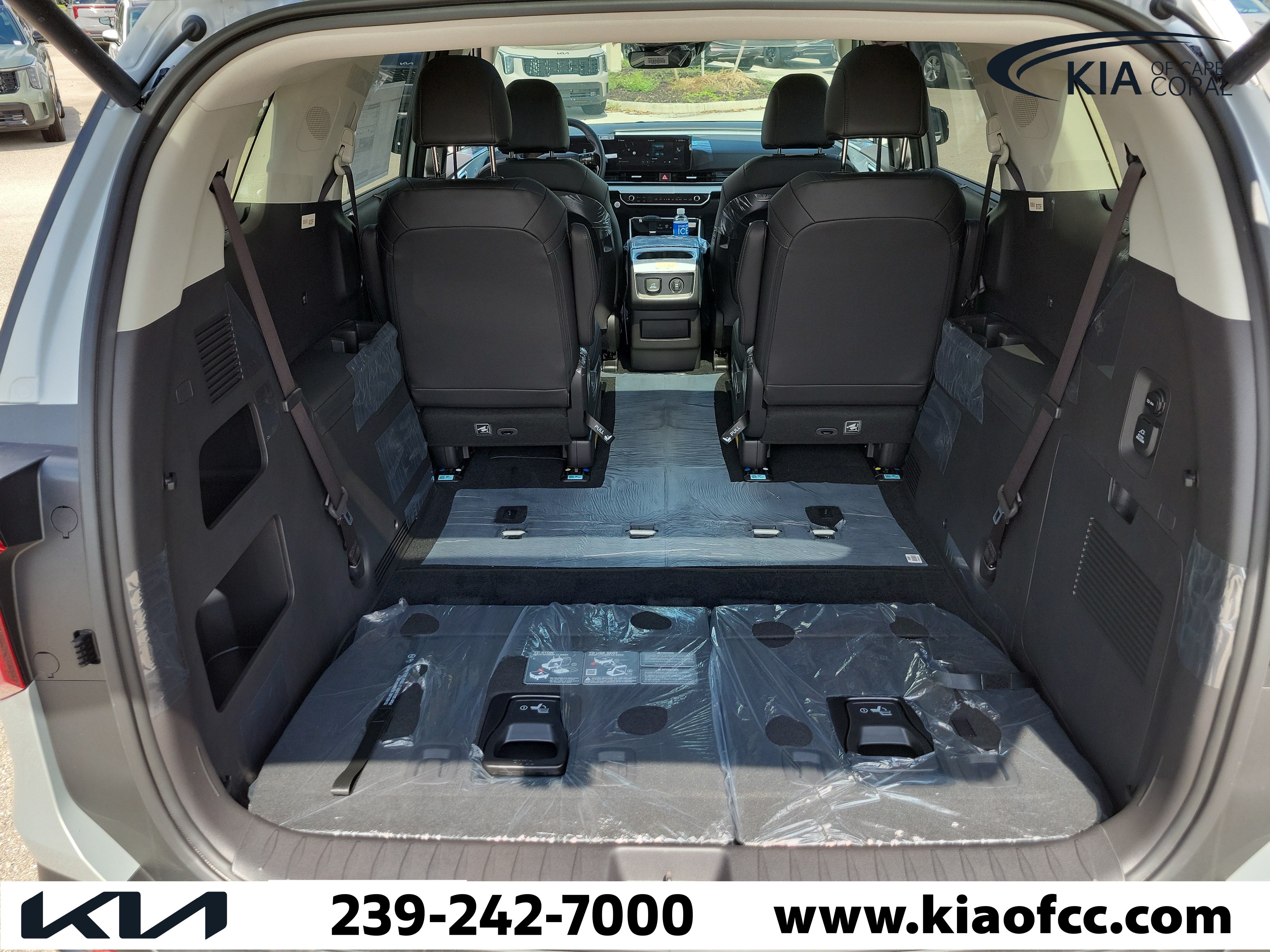 New 2027 Kia Carnival SX FWD image 11