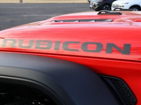 Used 2025 Jeep Wrangler Unlimited Rubicon image 8