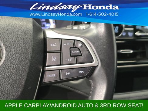 Used 2023 Toyota Highlander LE AWD/4WD image 16