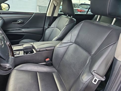 Used 2020 Lexus ES 350 w/ Premium Package image 11