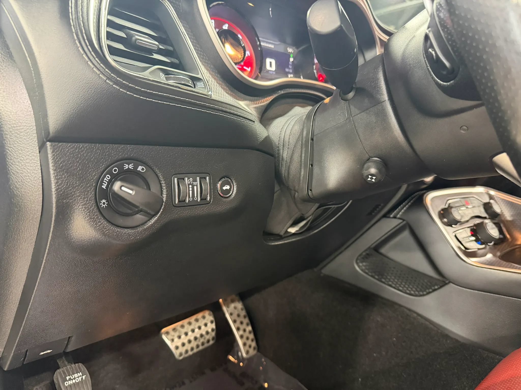 Used 2022 Dodge Challenger SRT Hellcat Redeye RWD image 19