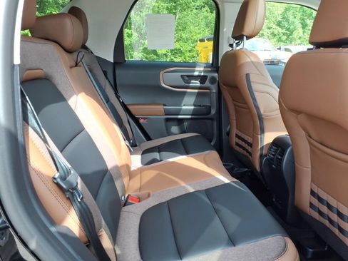 New 2026 Ford Bronco Sport Outer Banks w/ Outer Banks Tech Package+ AWD/4WD image 11