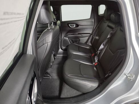 New 2026 Jeep Compass Limited AWD/4WD image 17