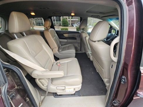 Used 2011 Honda Odyssey EX-L image 11