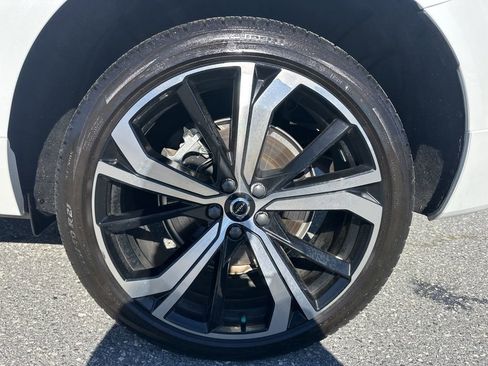 Used 2025 Volvo XC60 B5 Ultra w/ Protection Package Premier image 35