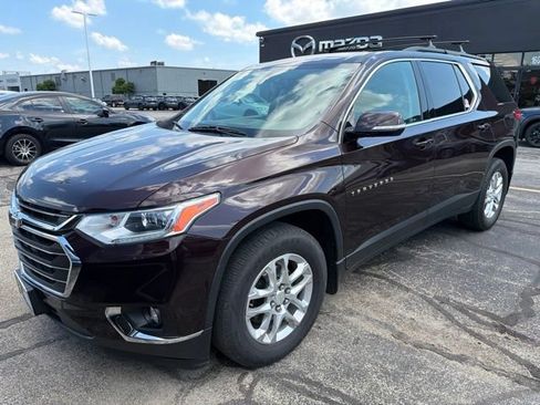 Used 2020 Chevrolet Traverse LT AWD/4WD image 2