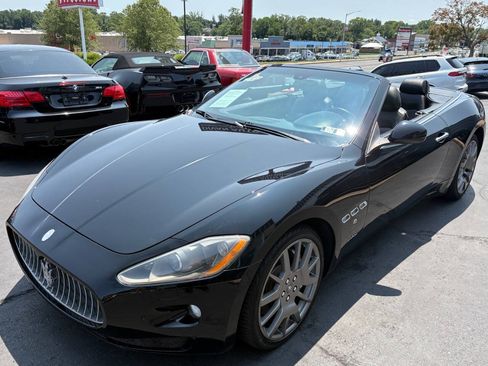 Used 2012 Maserati GranTurismo Convertible RWD image 4