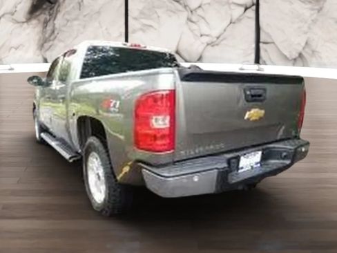 Used 2013 Chevrolet Silverado 1500 LT w/ All-Star Edition AWD/4WD image 8