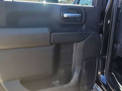 Used 2021 Chevrolet Silverado 2500 Custom w/ Custom Value Package image 20