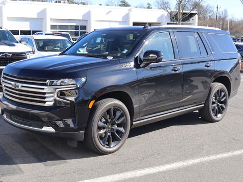 Used 2022 Chevrolet Tahoe High Country w/ Max Trailering Package image 5