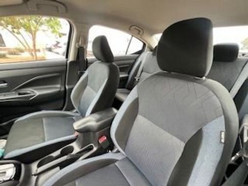 Used 2025 Nissan Versa SV w/ Trunk Package image 17