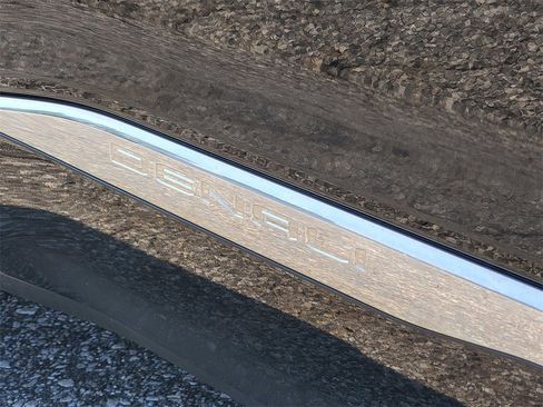 Used 2020 GMC Acadia Denali image 34