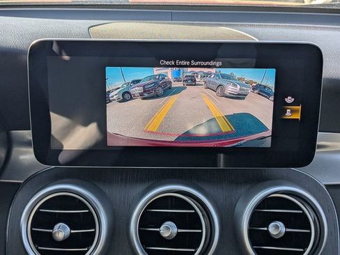 Used 2020 Mercedes-Benz GLC 300 4MATIC image 25