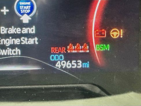 Used 2024 Toyota RAV4 XLE FWD image 19