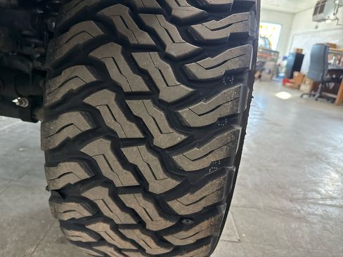 Used 2021 Jeep Gladiator Sport image 89