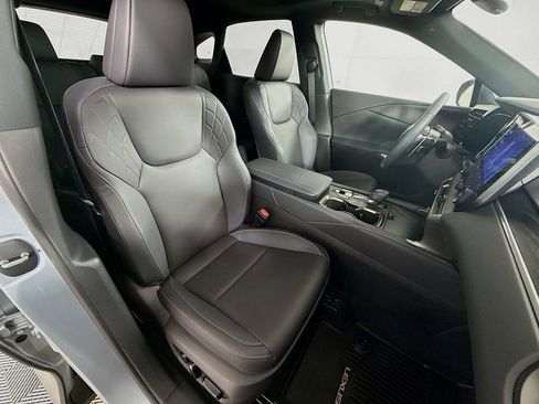 Used 2025 Lexus RX 350 Premium image 29