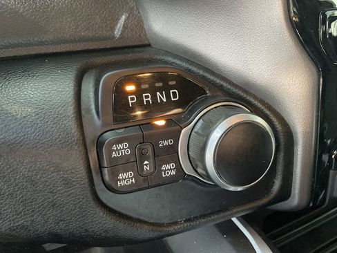 Used 2021 RAM 1500 Big Horn AWD/4WD image 31