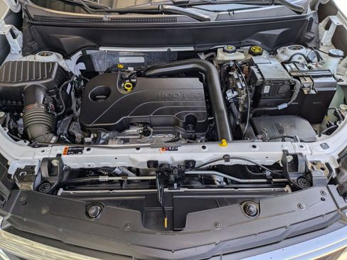 Certified 2023 Chevrolet Equinox LS w/ LS Convenience Package FWD image 29