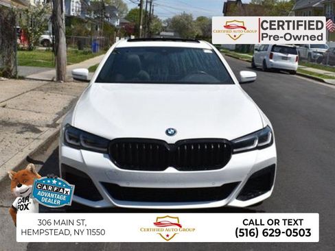 Used 2023 BMW 530e xDrive AWD/4WD image 1