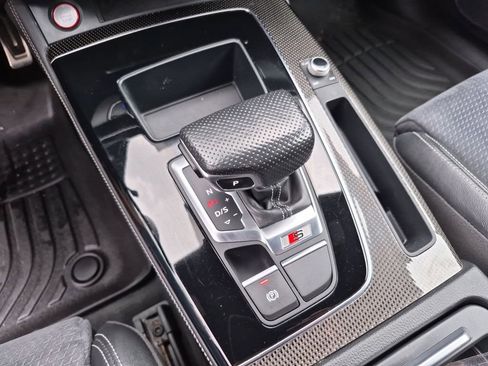 Used 2022 Audi SQ5 Premium Plus w/ Premium Plus Package AWD/4WD image 28