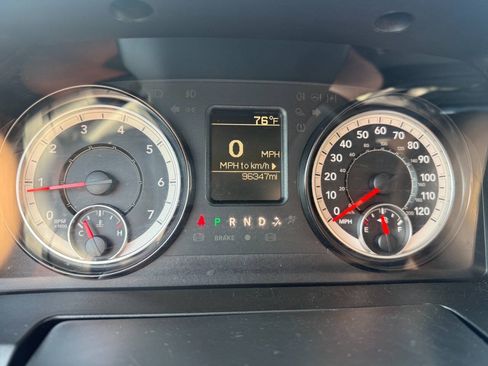 Used 2019 RAM 1500 Express w/ Express Value Package AWD/4WD image 14