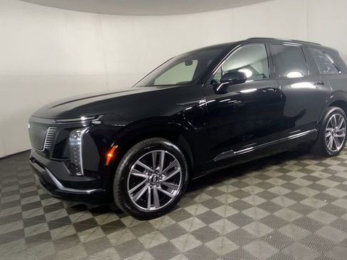 New 2026 Cadillac Vistiq Sport w/ LPO, Floor Liner Package image 7