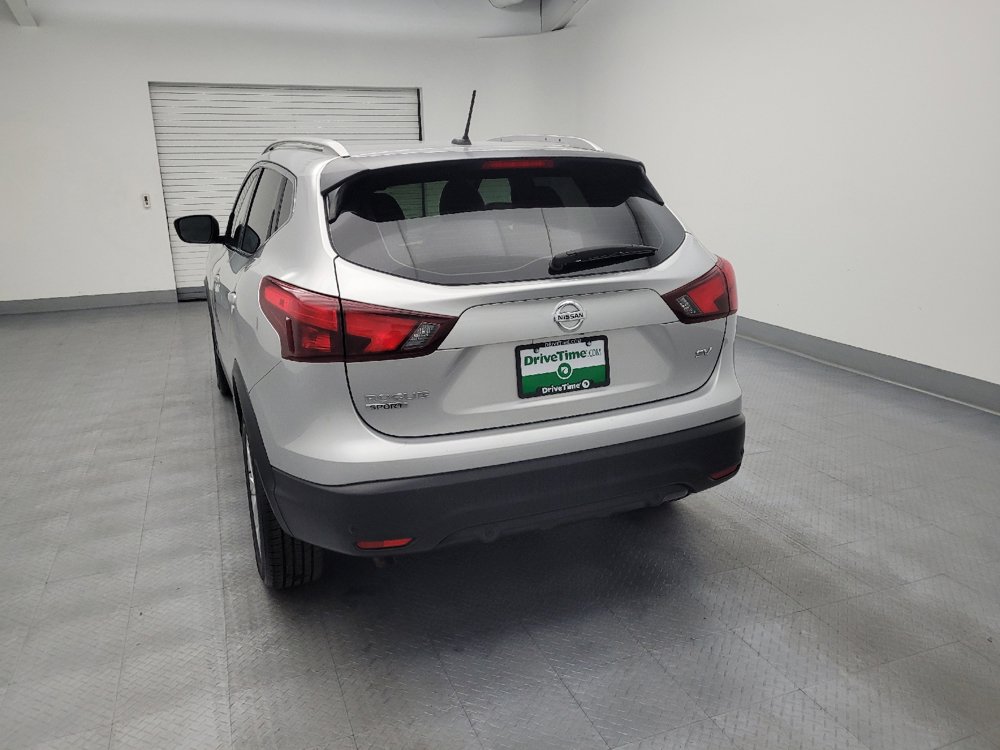 Used 2019 Nissan Rogue Sport SV FWD image 6