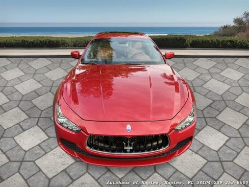 Used 2015 Maserati Ghibli S Q4 AWD/4WD image 2