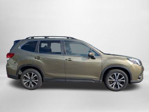 Used 2024 Subaru Forester Limited AWD/4WD image 3