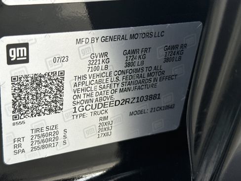 Used 2024 Chevrolet Silverado 1500 RST w/ Convenience Package II AWD/4WD image 32