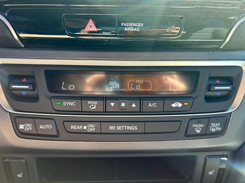 Used 2025 Honda Ridgeline RTL image 18