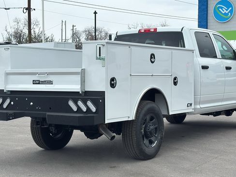 New 2026 RAM 2500 Tradesman w/ Commercial Features Package image 5