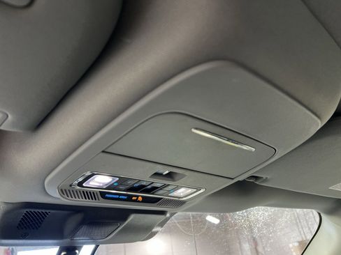 Used 2022 Ford F150 Lariat image 35