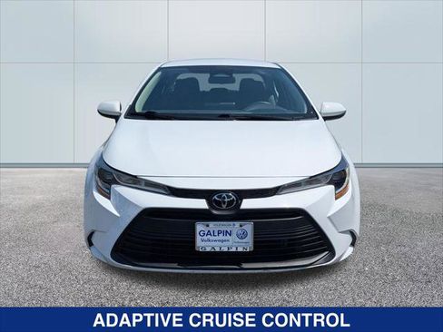 Used 2023 Toyota Corolla LE FWD image 8