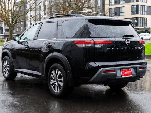 New 2026 Nissan Pathfinder SL w/ Cargo Package AWD/4WD image 4