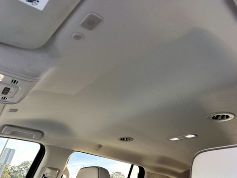 Used 2021 GMC Yukon XL Denali image 23