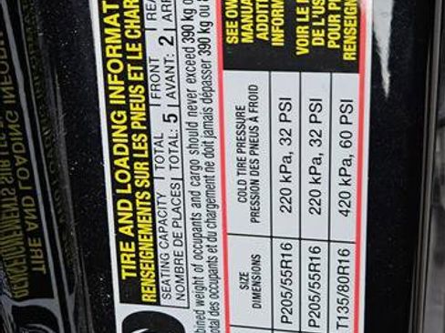 Used 2018 Toyota Corolla LE FWD image 14