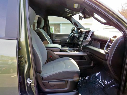 Used 2021 RAM 2500 Big Horn w/ Level 2 Equipment Group image 21