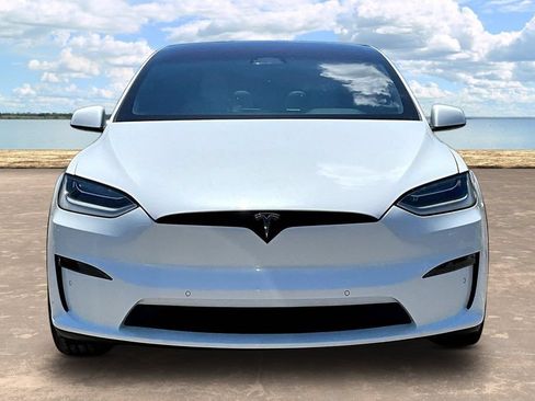 Used 2022 Tesla Model X Plaid AWD/4WD image 2