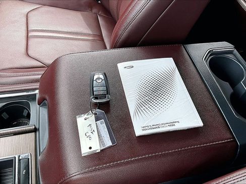 Certified 2024 Ford Expedition Max Limited RWD image 11