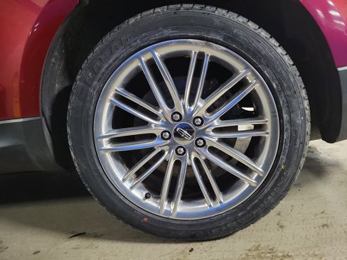 Used 2015 Lincoln MKT EcoBoost w/ Equipment Group 201A image 7