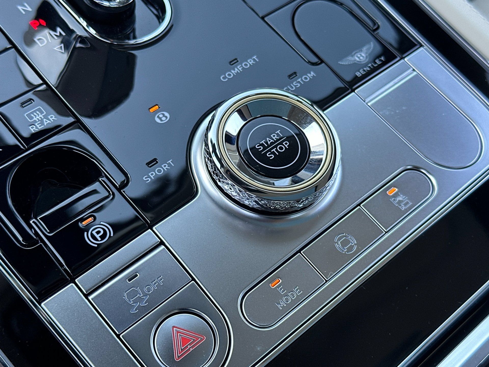 New 2026 Bentley Continental GT Azure AWD/4WD image 25
