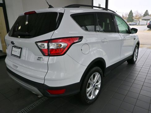 Used 2018 Ford Escape SEL w/ Ford Safe & Smart Package image 2