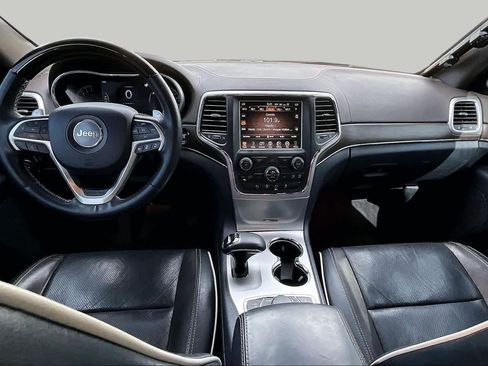 Used 2014 Jeep Grand Cherokee Overland w/ Advanced Technology Group AWD/4WD image 15